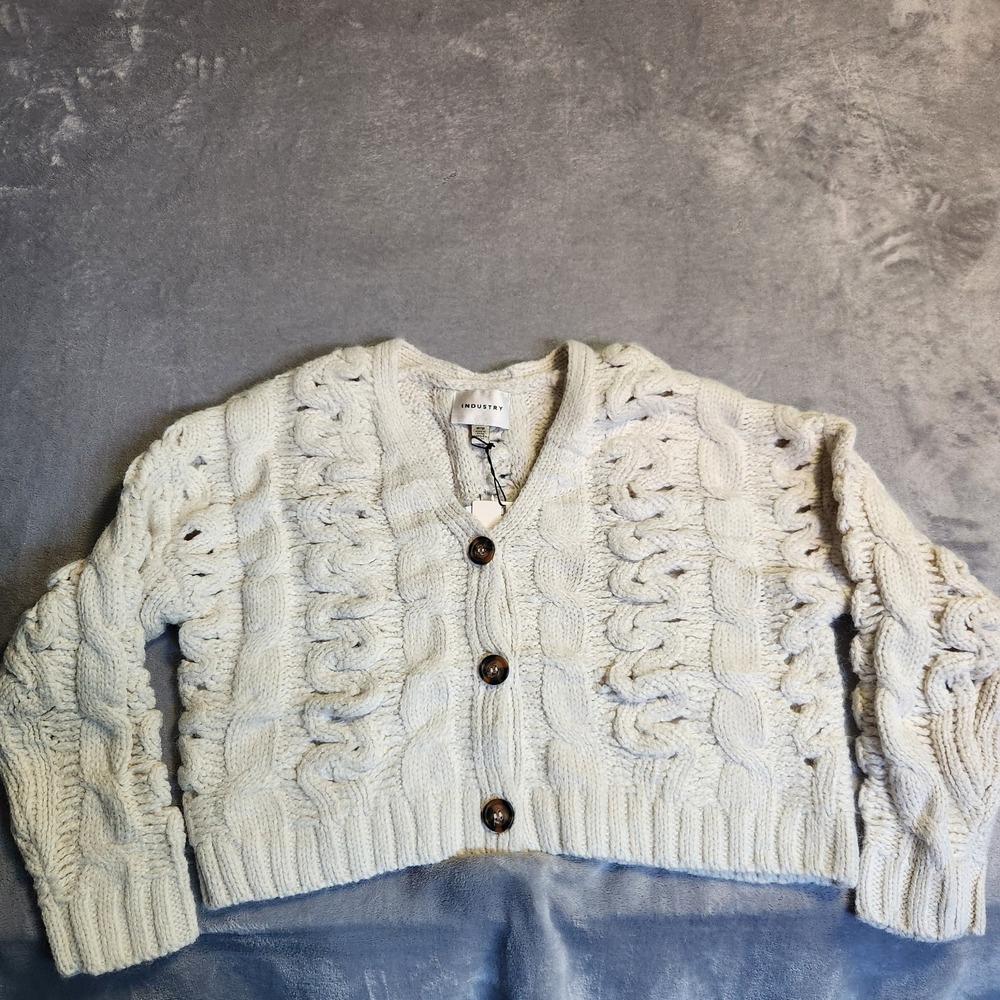 New Industry Republic Ivory Chunky Cable Knit Cardigan Sweater Medium M Cropped